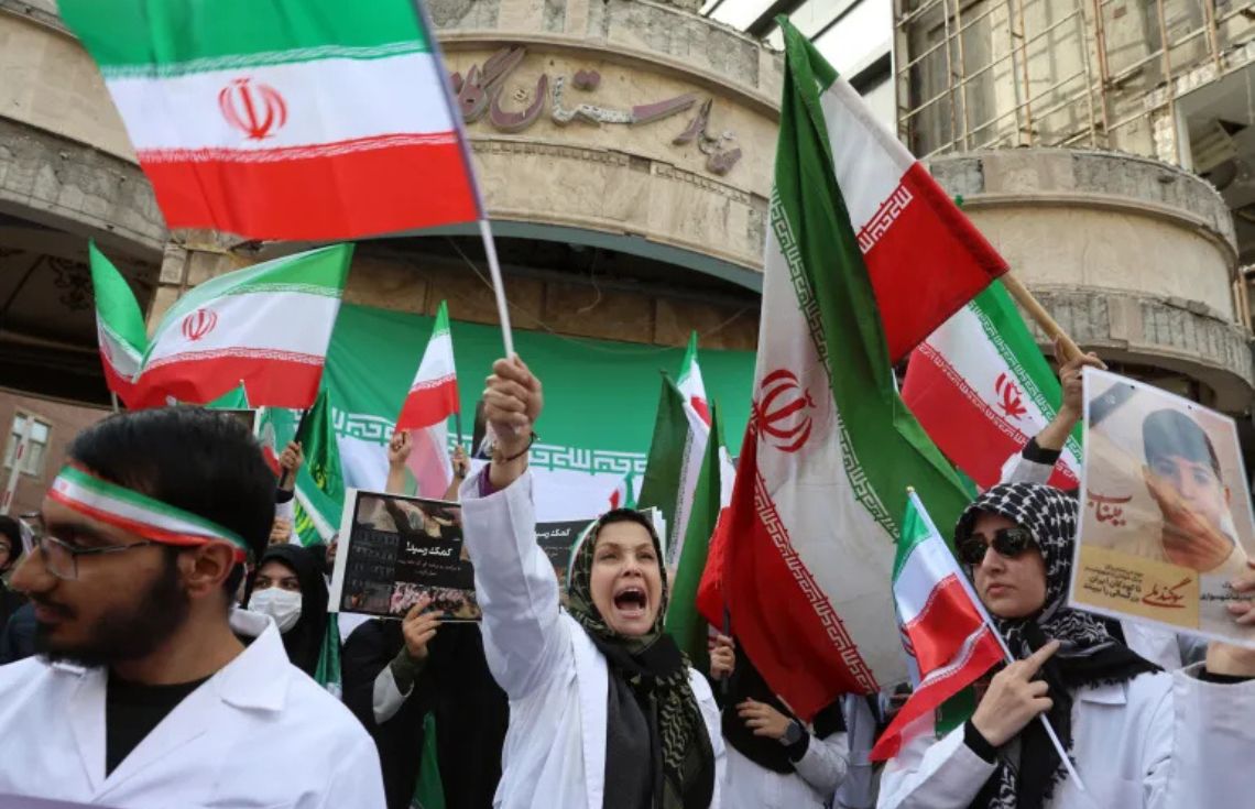 މާރިޗު މަހުން ފެށިގެން އީރާނުގެ ސިއްހީ މަރުކަޒުތަކަށް 20 އަށްވުރެ ގިނަ ހަމަލާދީފި: ޑަބްލިއުއެޗްއޯ