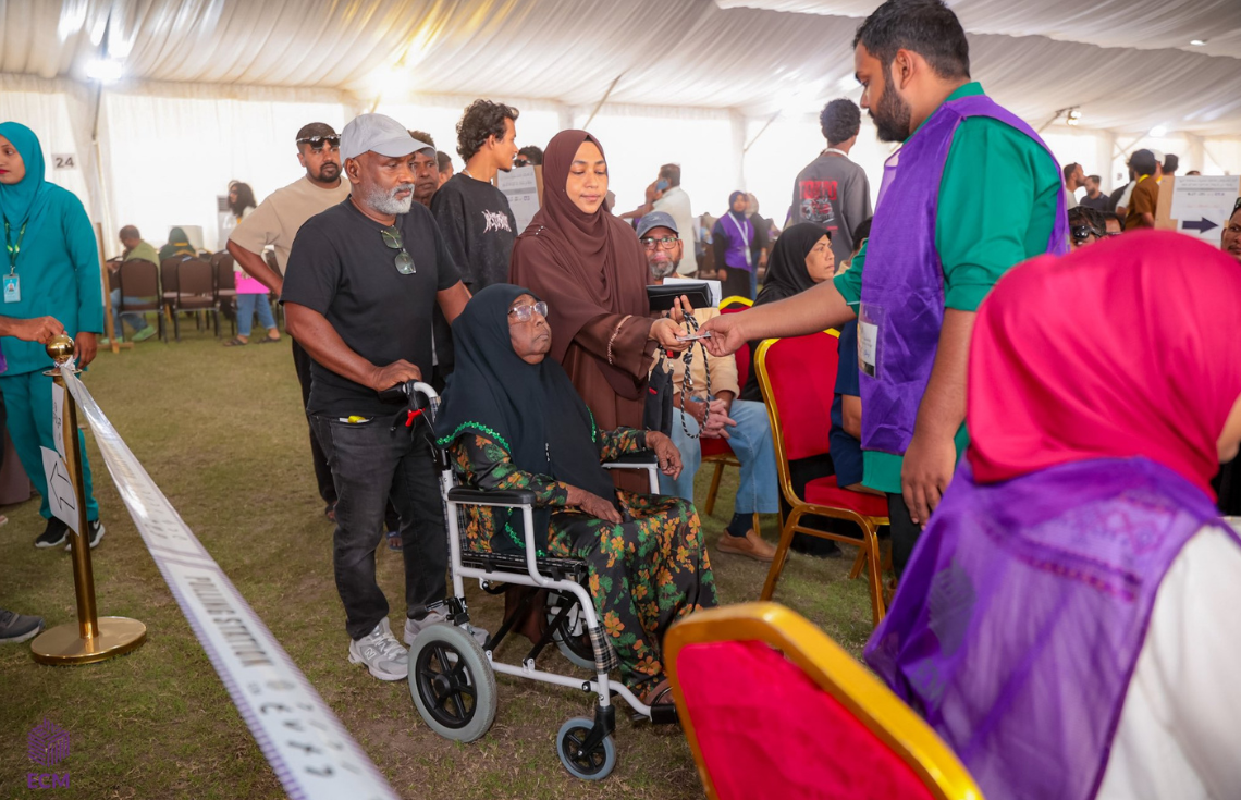 އިންތިޚާބުގެ ކަންކަމުގައި އާންމުން ދިން އެއްބަރުލުމަށް ފުލުހުން ޝުކުރު އަދާކޮށްފި