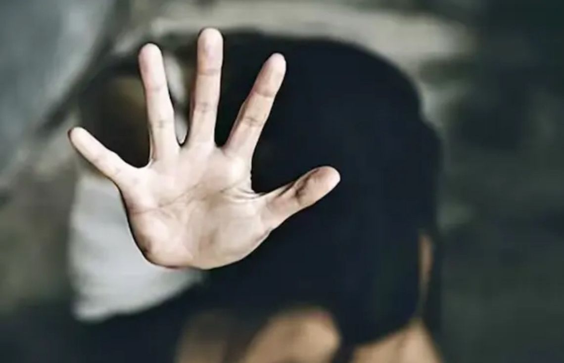 އަތޮޅުތެރޭގެ ރަށެއްގައި ކުޑަކުއްޖަކަށް އަނިޔާކުރި މައްސަލައެއް ތަޙުޤީގުކުރަނީ