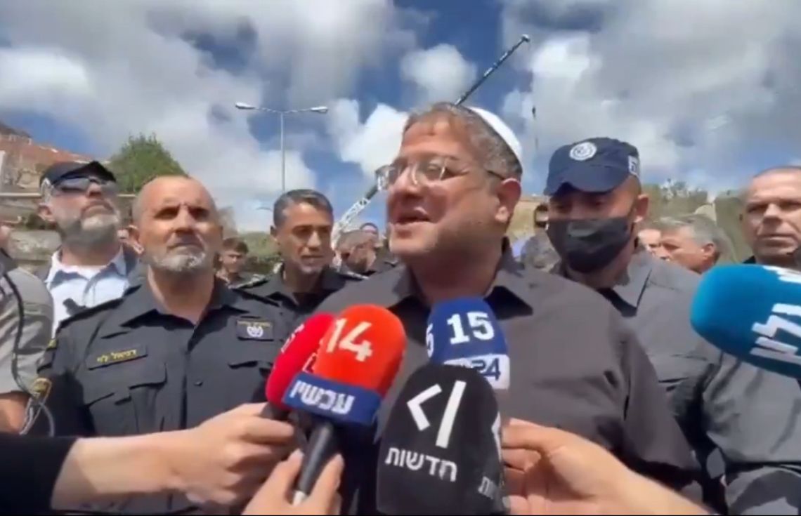 ފަލަސްތީނުގެ އަސީރުންގެ އަތުން ހުރިހާ އެއްޗެއް އަތުލައިފިން، ދެން ބޭނުމީ އެމީހުންގެ ފުރާނަ: ބެން ގަވިރް