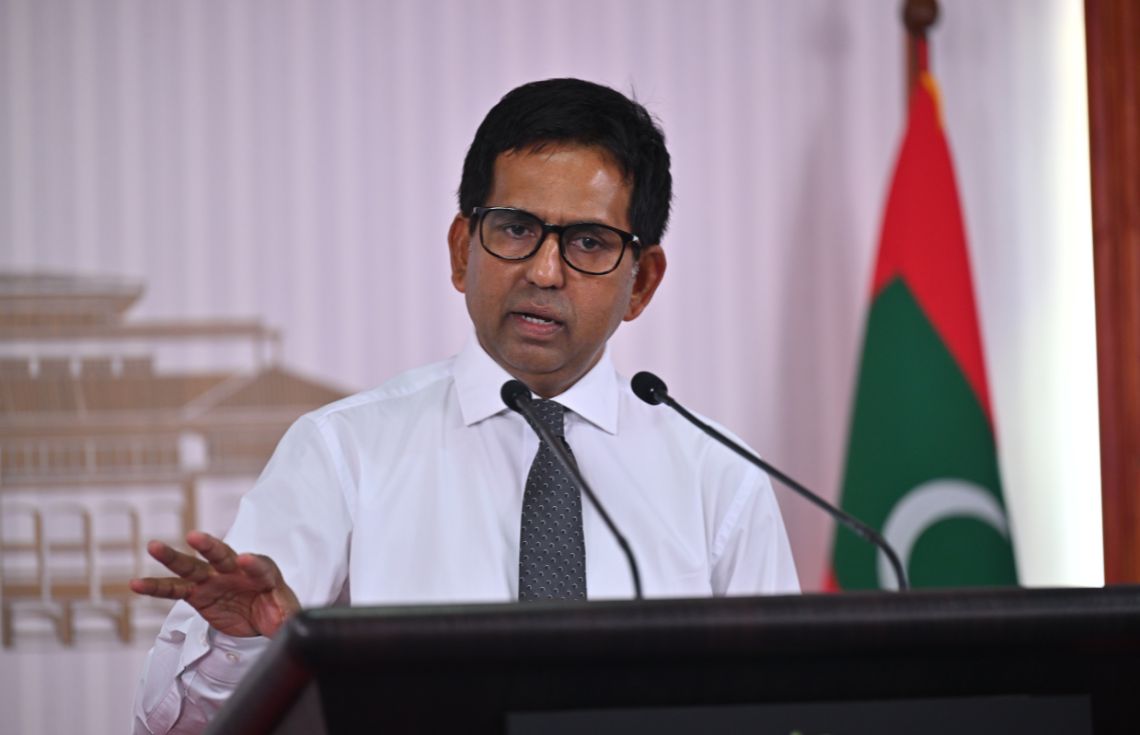 ކޮލަމްބޯގައި ތާށިވެފައިވާ ކޮންޓެއިނަރގެ ތެރެއިން 80 ކޮންޓެއިނަރ ގެނައުން އަވަސްކުރަން އެދިއްޖެ