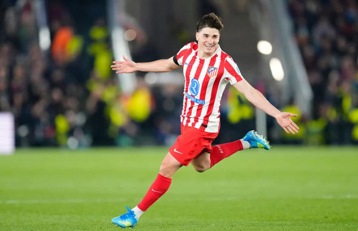 ޗެމްޕިއަންސް ލީގު: އަލްވަރޭޒްގެ ރީތި ހިލޭޖެހުމާއެކު އެތުލެޓިކޯއިން ބާސެލޯނާގެ މައްޗަށް ކުރި ހޯދައިފި