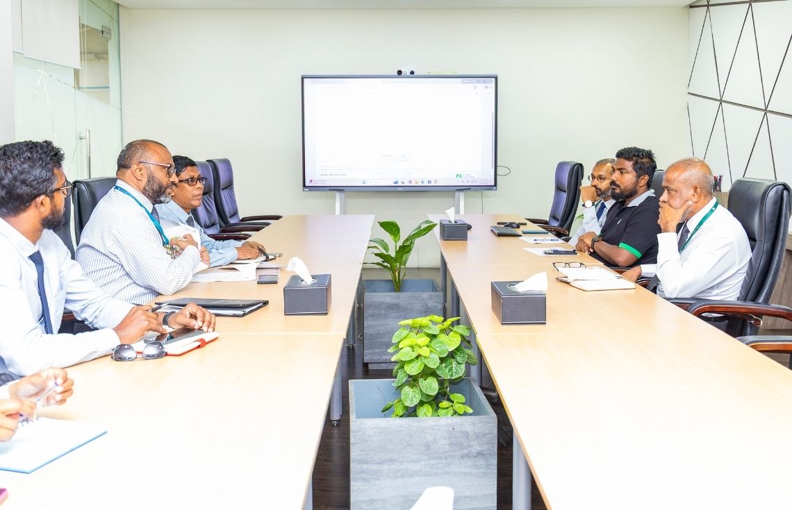 ހުޅުމާލޭގައި ބިނާކުރާ ބޮޑު މިސްކިތާއި ގުޅޭގޮތުން އެޗްޑީސީގެ އެމްޑީއާއެކު މަޝްވަރާތަކެއް!