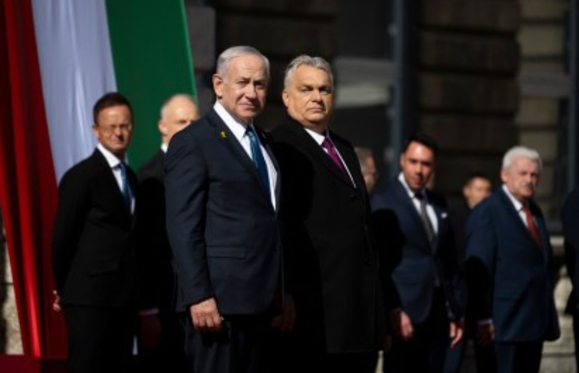 އޮރްބާން ބަލިވެއްޖެ: ނަތަންޔާހޫ އާއި ޓްރަމްޕަށް ޔޫރަޕުން އޮތް އެންމެ ވަރުގަދަ މަދަދުގާރު ގެއްލިއްޖެ