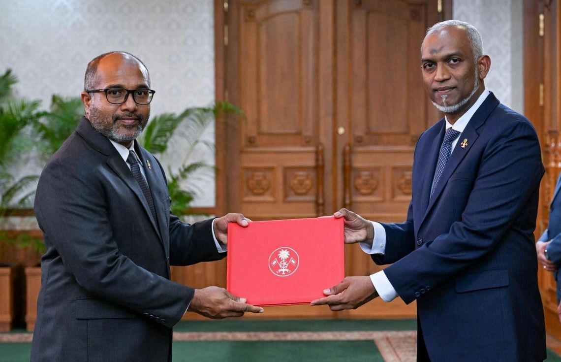 މަސައްކަތް ކުރާނީ ރާއްޖޭގެ ދާޚިލީ ސަލާމަތްތެރިކަން ވަރުގަދަކުރުމަށް: ވަޒީރު އިޙްސާން