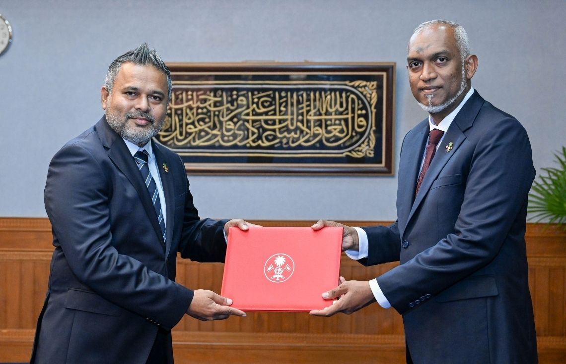 މިނިސްޓަރީ އޮފް ފިޝަރީޒް، އެގްރިކަލްޗަރ އެންޑް އޯޝަން ރިސޯސަސްގެ ވަޒީރުކަމުގެ ހުވާ، އަޙްމަދު ޝިޔާމް ކުރައްވައިފި