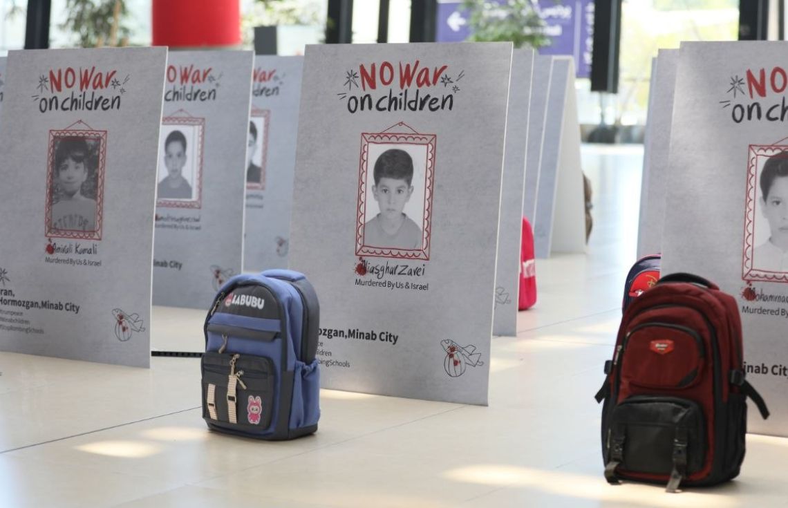 ތެހެރާންގެ ތަޖްރިޝް މައިދާނުގައި މިނާބް ހަމަލާގައި ޝަހީދުވި ކުދިންގެ ހަނދާން އާކޮށްފި