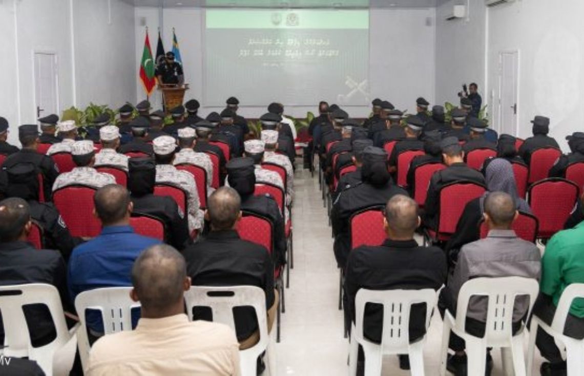 އޮފިސަރުންގެ ޤާބިލުކަން އިތުރުކުރުމަށް 115 ބައިވެރިންނާއެކު ޑިޕްލޮމާ އިން ކަރެކްޝަނަލް މެނޭޖްމަންޓް ކޯސް ފަށައިފި