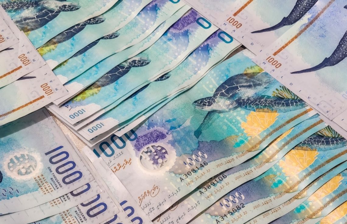 މަކަރާއި ހީލަތުން ހޯދި 400،000 ރުފިޔާ ވެރިފަރާތަށް އަނބުރާ ހޯދައިދީފި