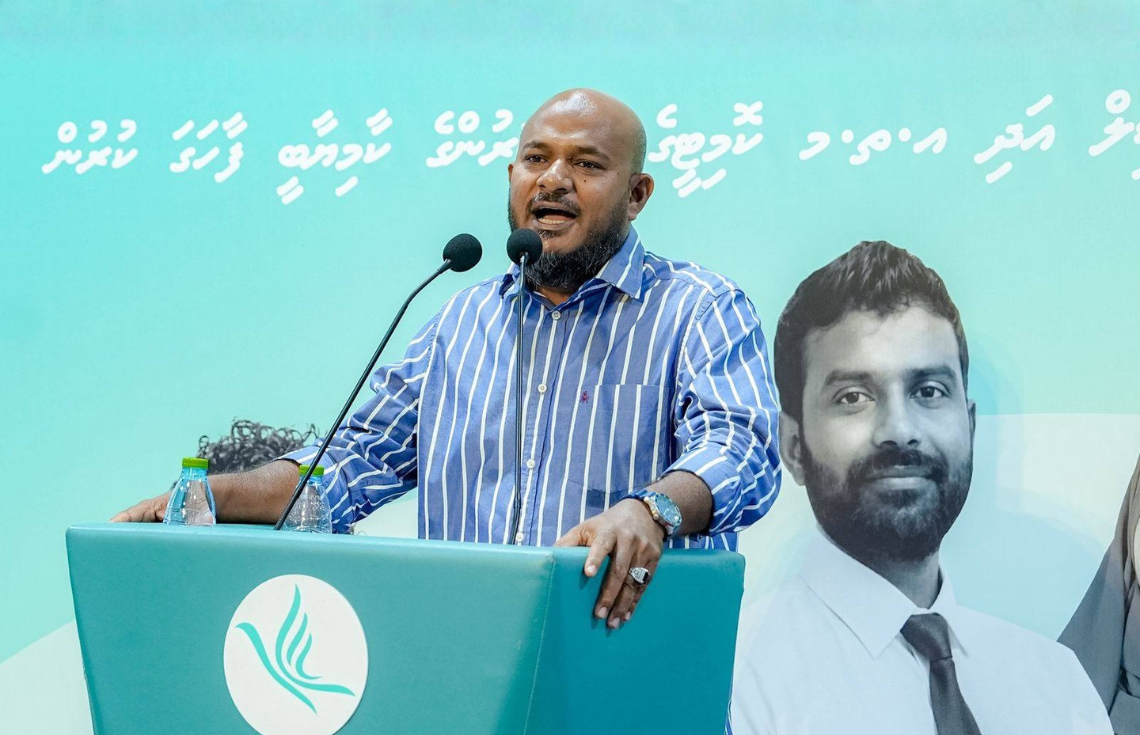 ރައްޔިތުން އެދޭ ގޮތަށް މަސައްކަތްކުރުމުގައި ދެމިތިބޭނެ ކަމަށް ޝުޖާޢު ވިދާޅުވެއްޖެ