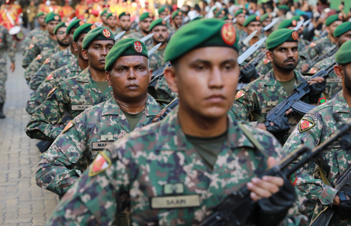 ދިވެހި ރައްޔިތުންގެ ޙިމާޔަތާއި ރައްކާތެރިކަމަށް އޮތް އެންމެ ޤާބިލް ލަޝްކަރަކީ ސިފައިން: ރައީސް