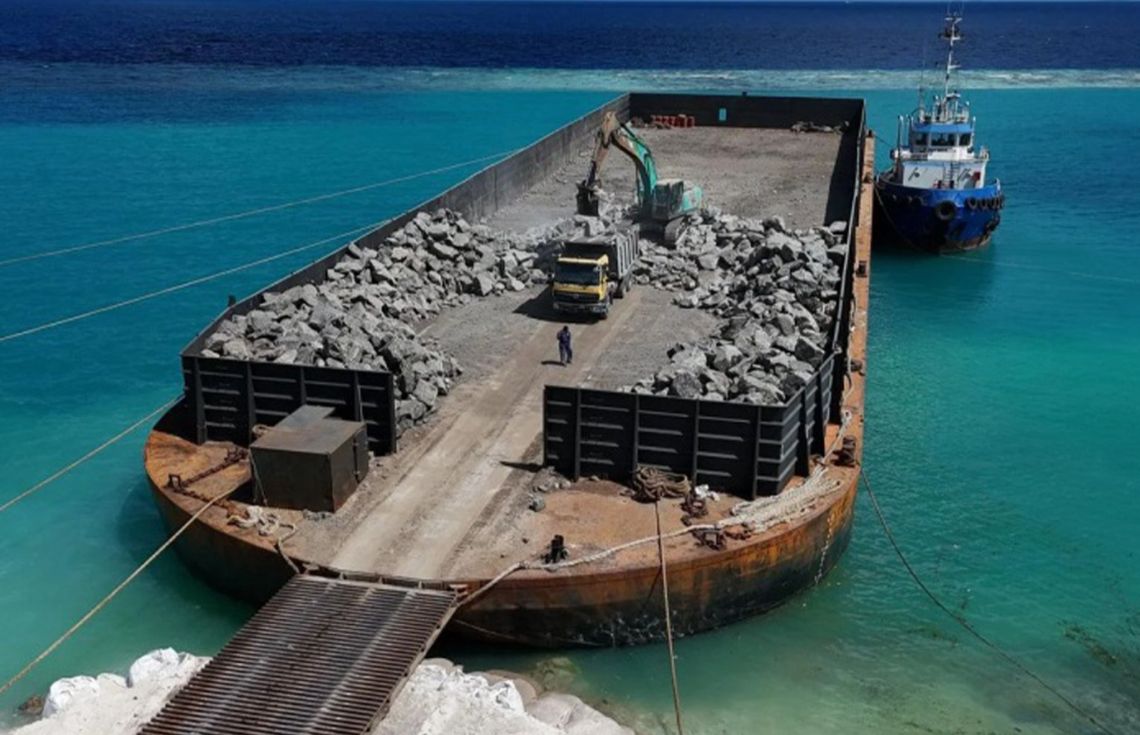 ތ. ގުރައިދޫ އެއާޕޯޓް މަޝްރޫޢު: ބިން ހިއްކުމާއި ހިމާޔަތްކުރުމުގެ 76 އިންސައްތަ މަސައްކަތް ނިމިއްޖެ