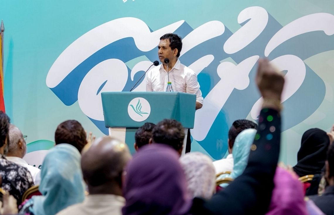 މެދުއިރުމަތީގެ ހަނގުރާމައާއި ގުޅިގެން ރާއްޖެއަށް ބޭނުންވާ ކާބޯތަކެތި ލިބުމުގައި އެއްވެސް ދައްޗެއް ނެތް: ވަޒީރު ސަޢީދު