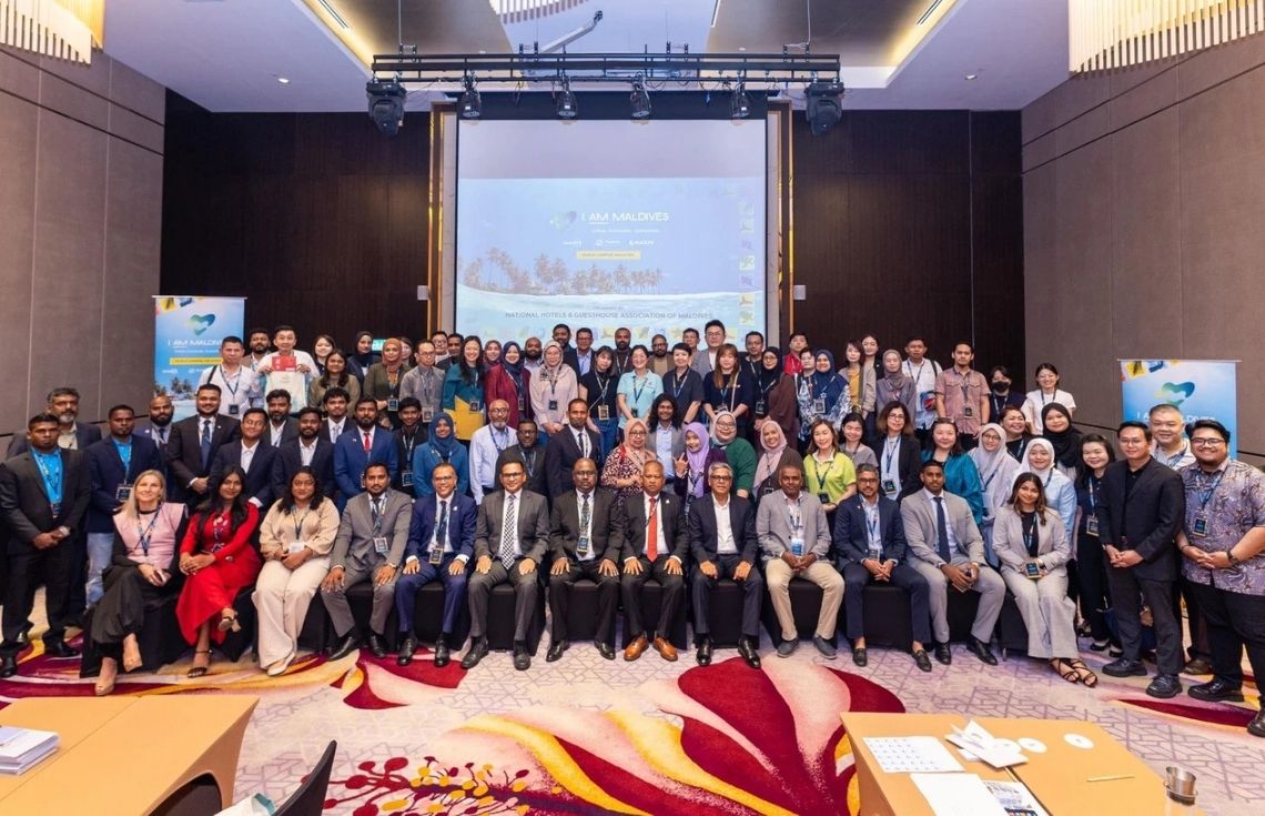 ރާއްޖޭގެ ފަތުރުވެރިކަން އިޝްތިހާރުކުރުމަށް މެލޭޝިޔާގައި ރޯޑް ޝޯއެއް ބާއްވައިފި