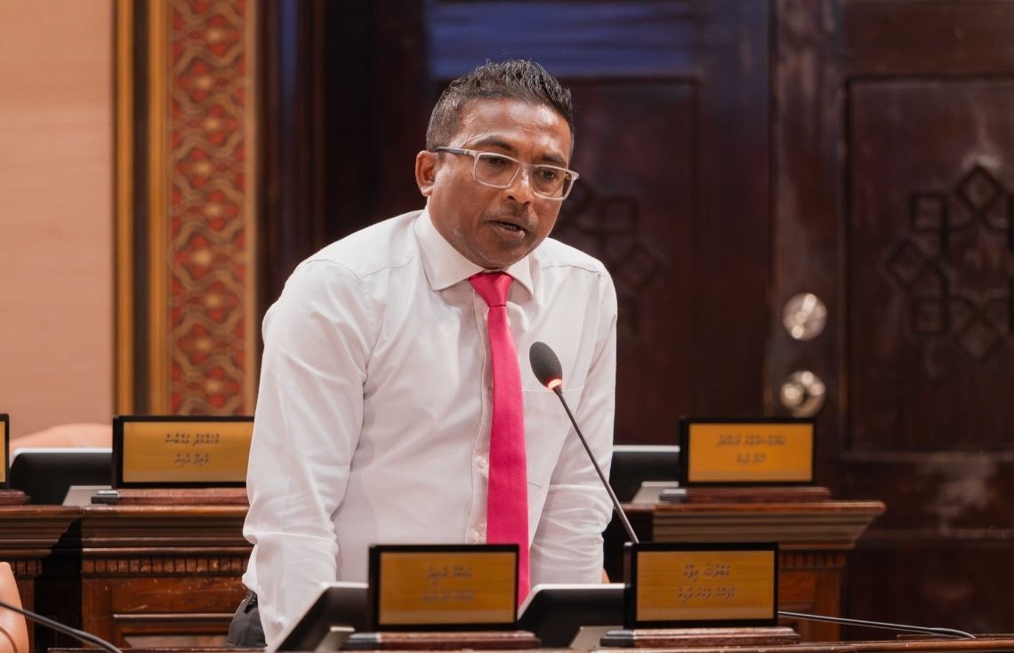 ސާބިތުނުހިފޭ ވާހަކަ ފަތުރާ މީހުންގެ އަބުރުކަތިލަމުންދާތީ، އަބުރުގެ ޤާނޫނު އަލުން އަންނަންޖެހޭ: ބޮޗޭ