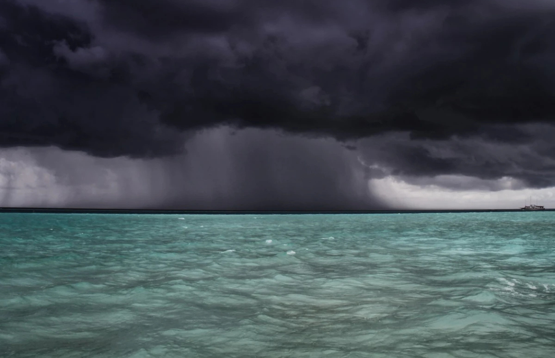 ވިއްސާރަ ވިލާތައް ބޯމަތިވެ ރާއްޖޭގެ ބޮޑު ބަޔަކަށް ހުދު ސަމާލު ނެރެފި