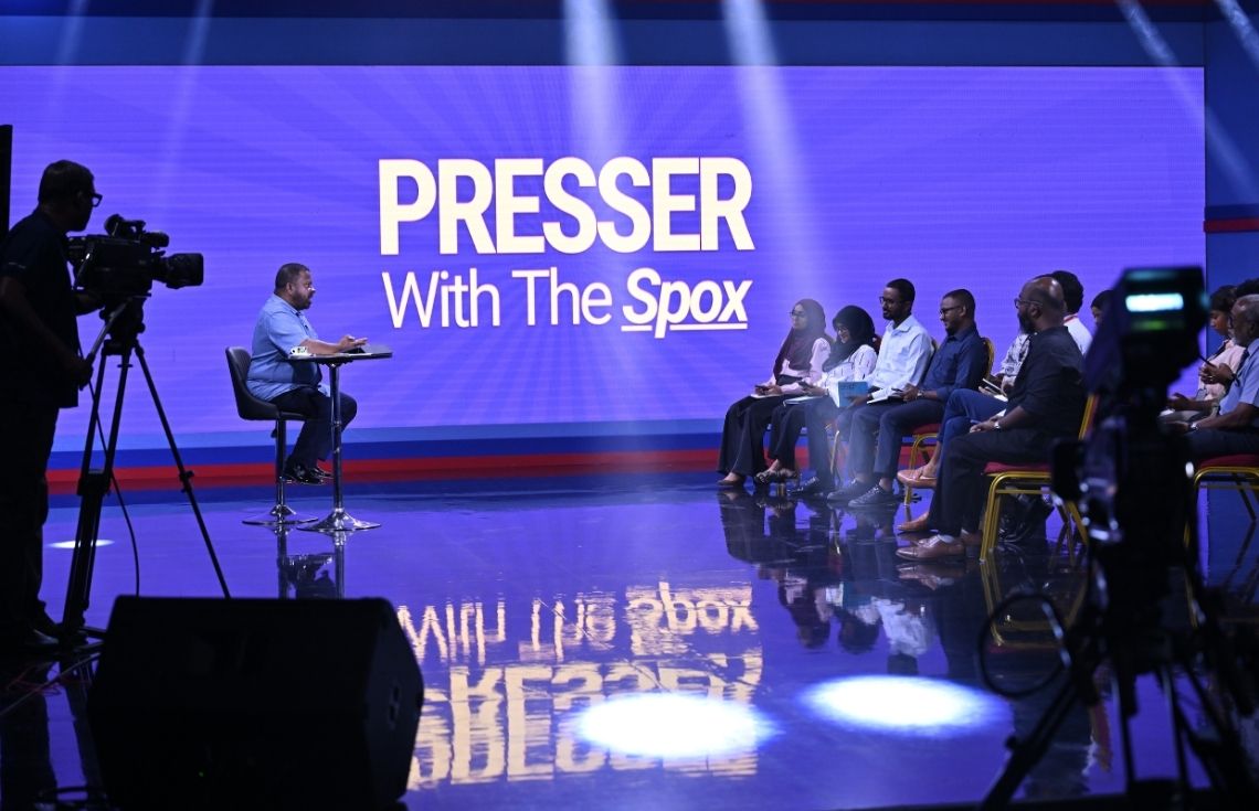 ކޮންމެ ބުރާސްފަތި ދުވަހެއްގައި ބޭއްވުމަށް ހަމަޖެހިފައިވާ "ޕްރެސް ވިތް ދަ ސްޕޯކްސް"ގެ ފުރަތަމަ ޕްރެސް މިއަދު  ބާއްވައިފި