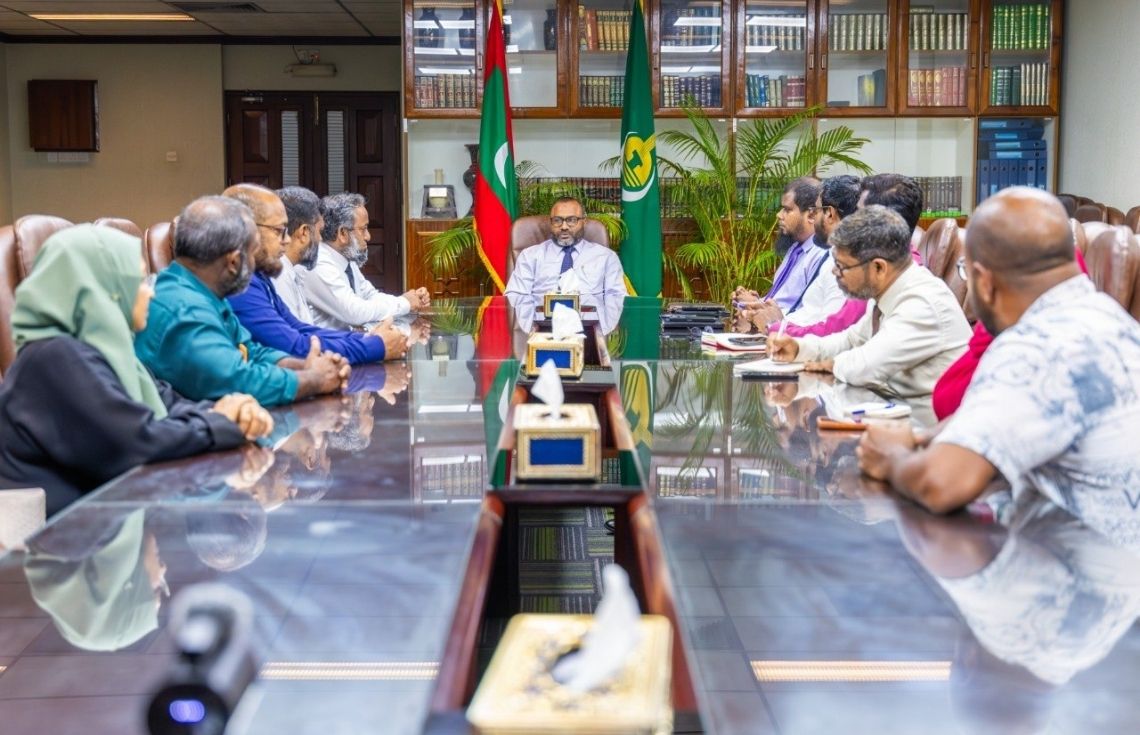 ޙައްޖު މިޝަންގެ މެމްބަރުންނާއި ވަޒީރު ޑރ. ޝަހީމް ބައްދަލުކުރައްވައިފި