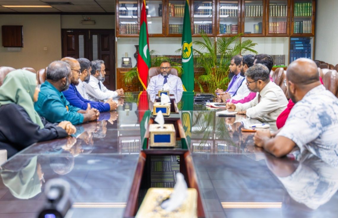 މިއަހަރުގެ ހައްޖު މިޝަންގެ މެމްބަރުންނާ ވަޒީރު ބައްދަލުކުރައްވައިފި