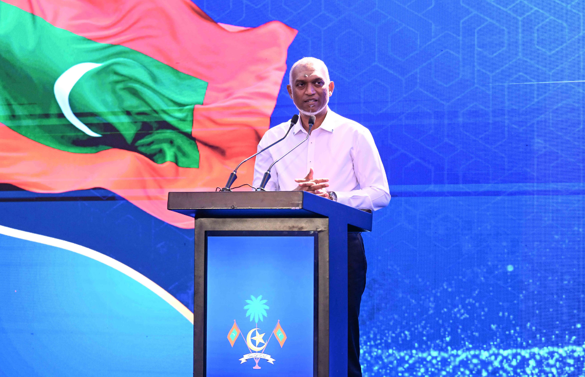 ރައީސުލްޖުމްހޫރިއްޔާގެ ދެކަނބަލުން ކޮޅުނބުގައި ދިރިއުޅޭ ދިވެހިންނާ ބައްދަލުކުރައްވައިފި