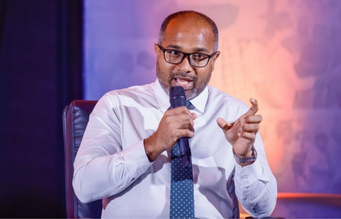 ބިދޭސީންގެ މައްސަލައަކީ ކުރީގެ ސަރުކާރުތަކަށް ޙައްލުނުކުރެވި އޮތް ދިގުލީ ޤައުމީ މައްސަލައެއް: ވަޒީރު އިޙްސާން