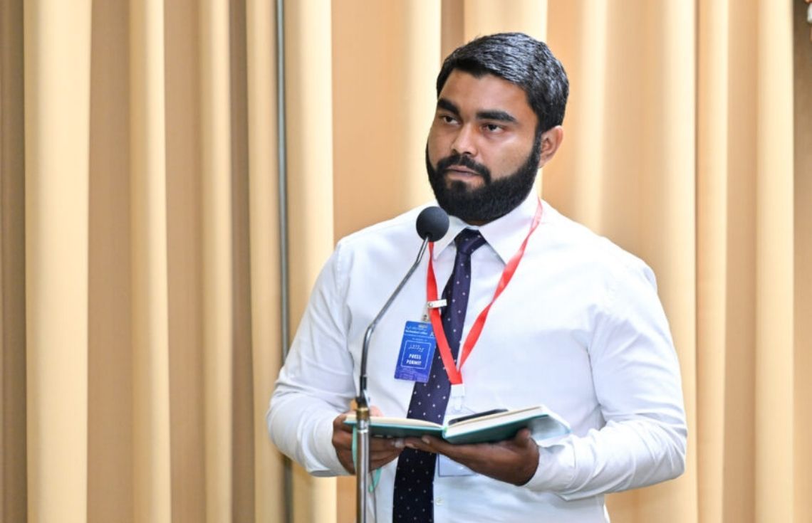 "އަދަދު" ނޫހުގެ ނޫސްވެރިޔާ ޝަހްޒާން ކޯޓު އަމުރާ ޚިލާފުވެ، ގަސްތުގައި ކޯޓުގެ ހުރުމަތް ކަނޑާލައިފި