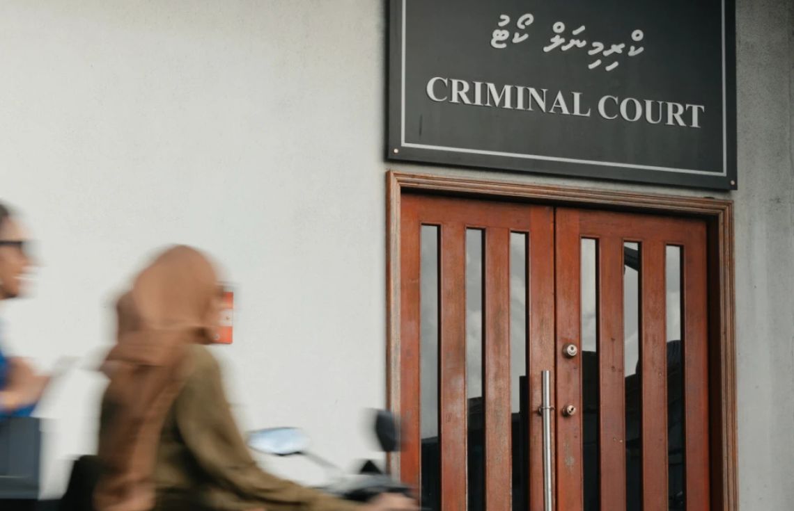 "އަދަދު" ނޫހުގެ ދެ ނޫސްވެރިޔަކު ޖަލަށް ލާން ޙުކުމް ކޮށްފި