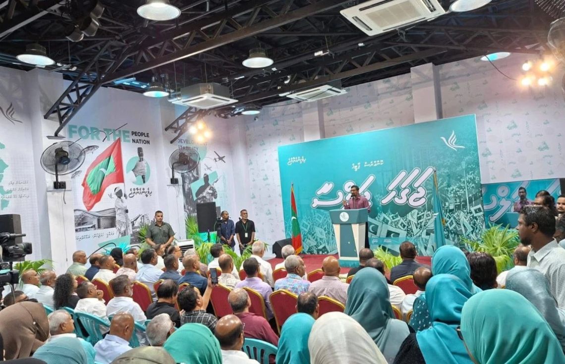 އެމްޑީޕީއަށް ޤައުމު ހިންގަން ދިނީމާ ރާއްޖޭގެ އިޖްތިމާޢީ ފޭރާން ވީދާލިގޮތް ދިވެހިން ހަނދާނުން ނުފިލާ: ފަލާޙް