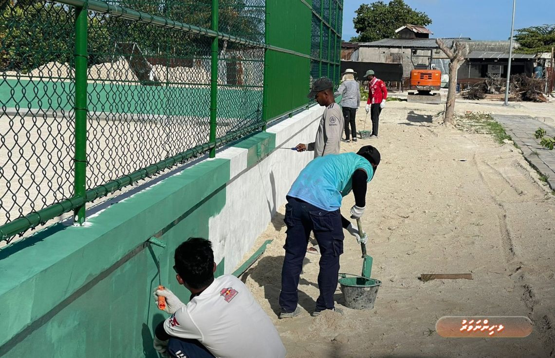 ހިންނަވަރު ފުޓްސަލް ދަނޑުގެ މަސައްކަތް ނިމުމަކާއި ގާތައް