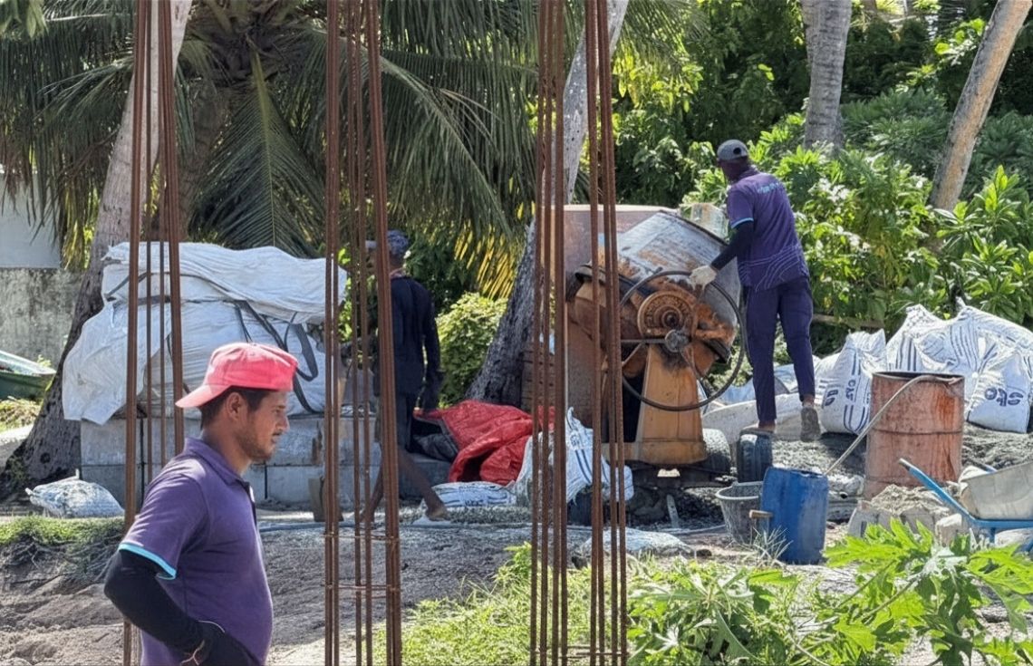ގާދިއްފުށި ފިޓްނަސް އެންޑް ރެކްރިއޭޝަން ސެންޓަރުގެ ފައުންޑޭޝަން މަސައްކަތް ކުރިއަށްދަނީ