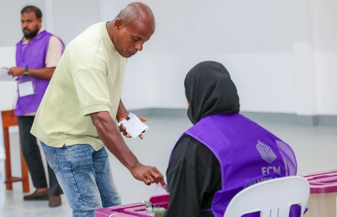 ދ. މީދޫ ކައުންސިލް ރައީސަކު އިންތިޚާބު ކުރުމަށް ބާއްވާ ވޯޓު އަންނަމަހު