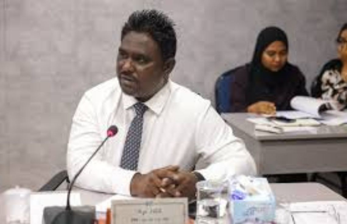 މާލޭގެ މަގުތަކުން ތަކުބީރުގެ އަޑު ކެނޑިއްޖެ: މިއީ އެމްޑީޕީއަށް ބާރު ލިބުމުން ކަންކަން ވާގޮތް - އަރީޝް