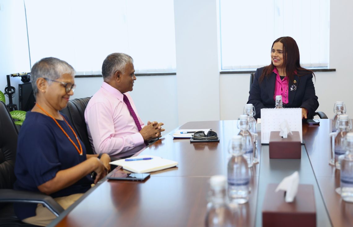 އޮސްޓްރޭލިއާ މޯލްޑިވްސް ފްރެންޑްޝިޕް އެސޯސިއޭޝަންގެ ވަޒީރު އިރްތިޝާމްއާ ބައްދަލުކުރައްވައިފި