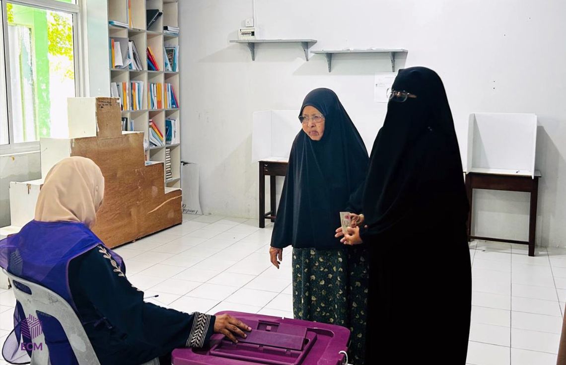 މީދޫ ކައުންސިލް ރައީސް އިންތިޚާބު، ގަޑި ހަމަވެ ވޯޓުފޮށި ބަންދުކޮށްފި