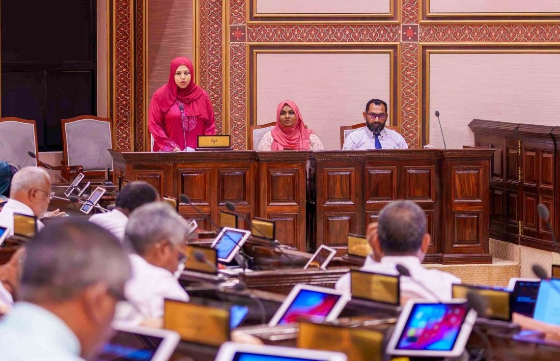 18 އަތޮޅެއްގެ އާސާރީ ތަންތަން ކިތާބުކޮށް ނިމިއްޖެ، މުޅި ރާއްޖޭގެ މަސައްކަތް ޖުލައި މަހަށް ނިމޭނެ: ވަޒީރު ހީނާ