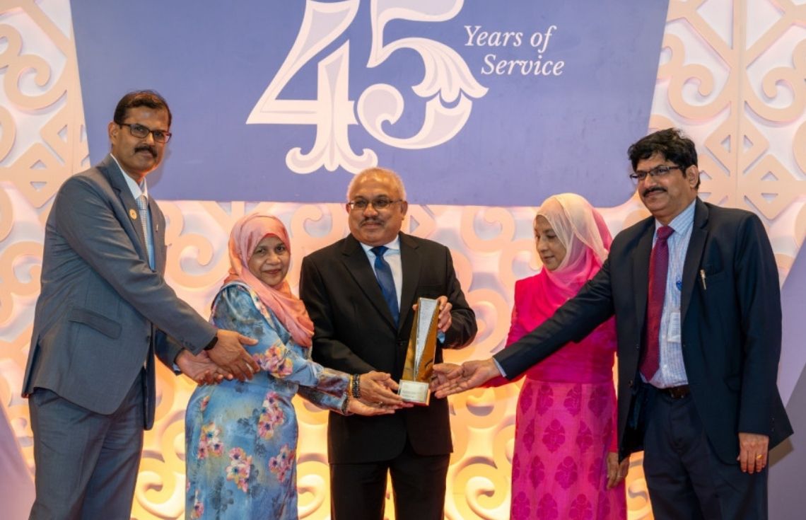 މާލީ ދާއިރާގެ ކުރިއެރުމަށް މަސައްކަތްކުރެއްވި ބޭފުޅުންނާއި މުއައްސަސާތަކުގެ އަގުވަޒަންކޮށް "ފައިނޭންޝަލް ސެކްޓަރ އެވޯޑް" ދީފި