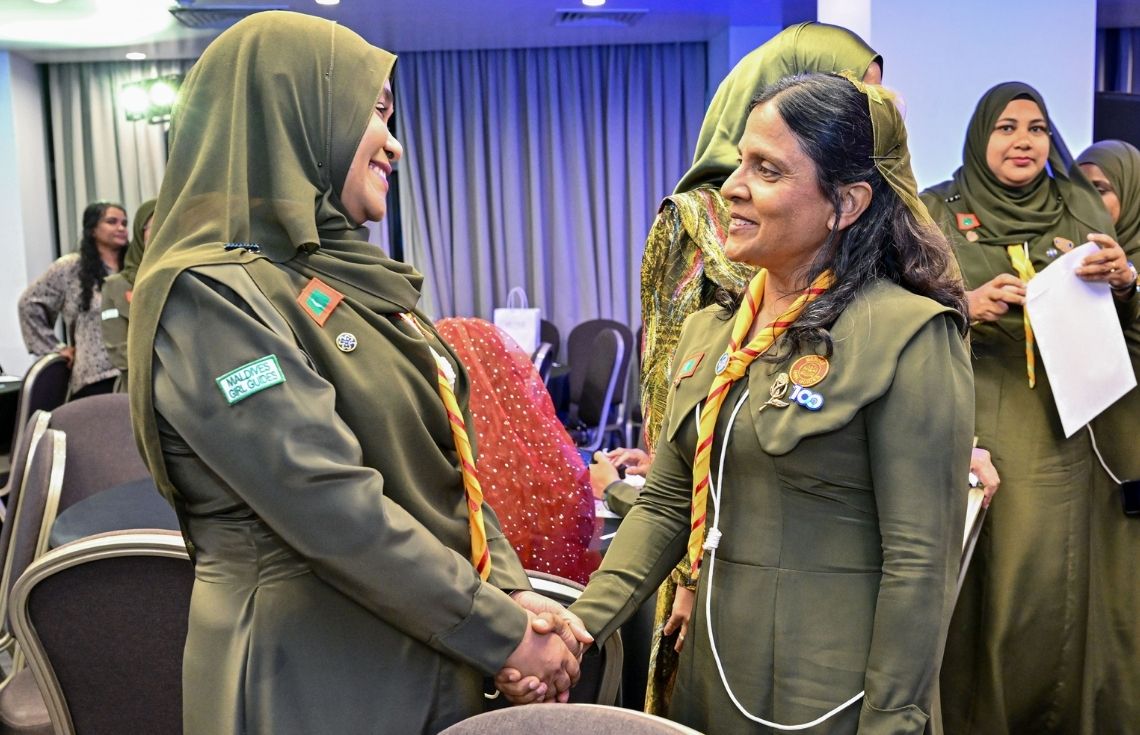 "ކޮންމެ ގަރލްގައިޑަކީ އެންމެންގެ ރަހުމަތްތެރިއެއް، އަދި ކޮންމެ ގައިޑެއްގެ އުޚުތެއް"