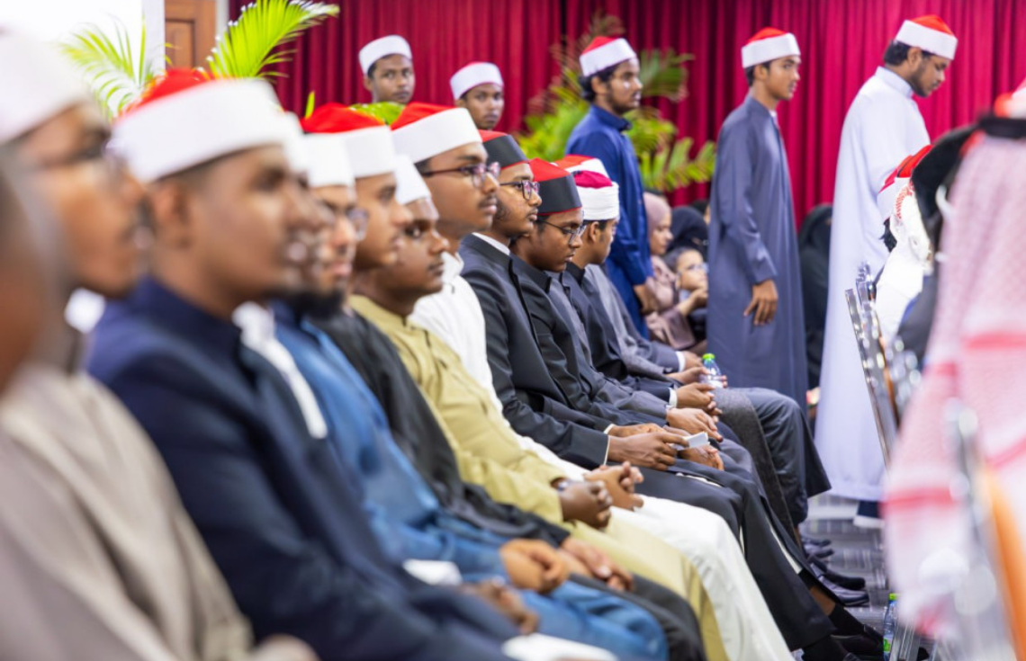 ސެޕްޓެންބަރުގައި އޮންނަ ޒުވާން ޚަޠީބުންގެ މަހާސިންތާގައި ބައިވެރިވުމަށް ހުޅުވާލައިފި