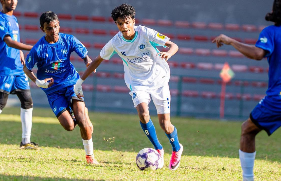 ބޮޑު ތަފާތަކުން ކެޔޮދޫ ބަލިކޮށް ނިއުރޭޑިއަންޓުން ފައިނަލުގެ އުއްމީދު އާކޮށްފި