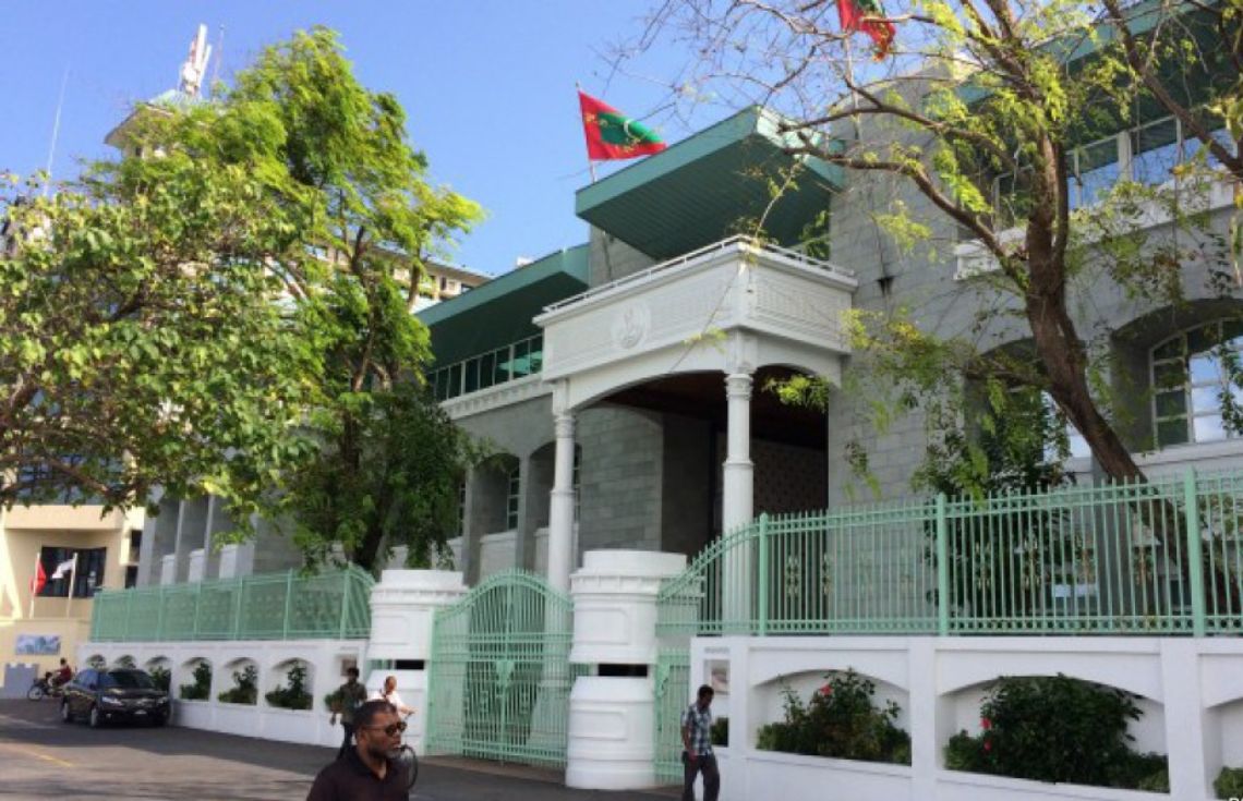 މަތީ ދަރަޖަ ހޯދާ ފަރާތްތަކަށް ރައީސް ދެއްވާ ޚާއްޞަ އިނާމަށް ނަން ހުށަހެޅުމުގެ ފުރުސަތު ހުޅުވާލަނީ