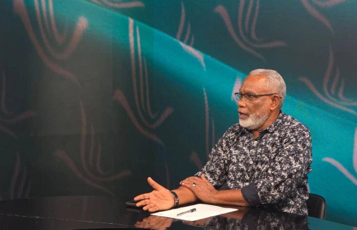 ސިޔާސީ މަސައްކަތް ކުރެވޭނީ ގަޓު ހުރެގެން، ގޭގެ ސިޓީން ރޫމްގައި ތިބެގެނެއް ނޫން: އަބްދުއްރަހީމް