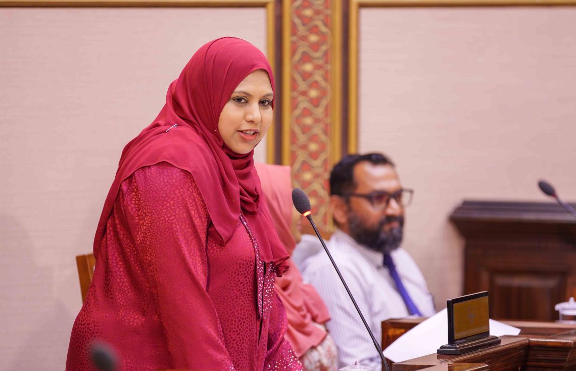 ޢިލްމީ މުޖުތަމަޢެއް ބިނާކުރުމުގައި ކުތުބުޚާނާތަކުގެ ދައުރު ބޮޑު: ވަޒީރު ހީނާ