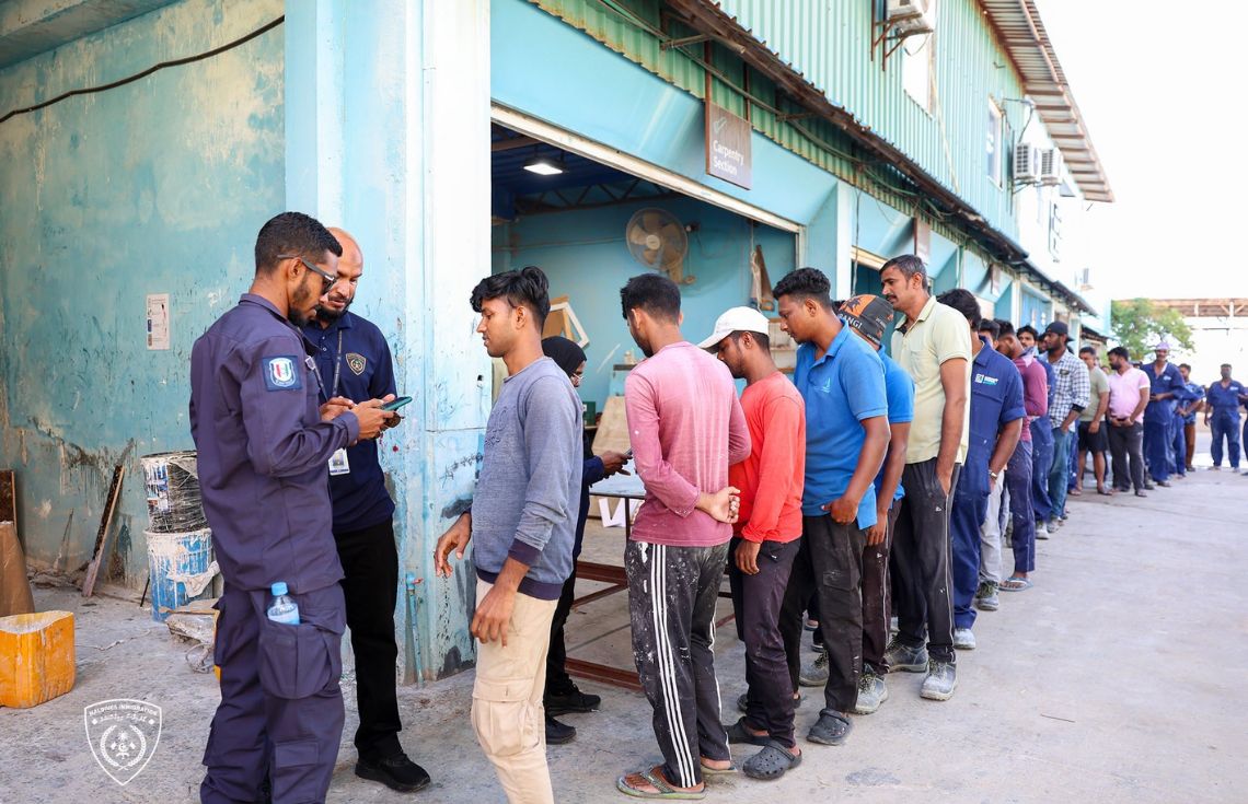 އިމިގްރޭޝަނުން ތިލަފުށީގައި ހިންގި ހާއްސަ ރެއިޑެއްގެ ތެރެއިން 836 ބިދޭސީން ބަލައިފާސްކޮށްފި