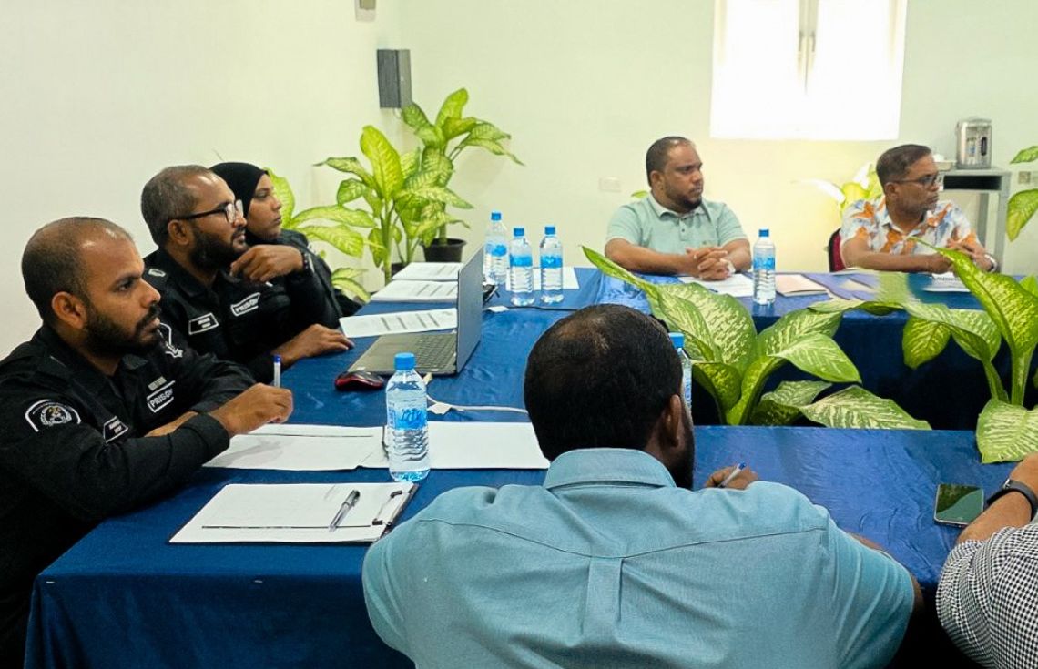 ޕެރޯލަށް އެދި ހުށަހަޅާފައިވާ ޤައިދީންގެ ތެރެއިން ޝަރުޠު ހަމަވާ ފަރާތްތަކާ އިންޓަވިއުކޮށްފި