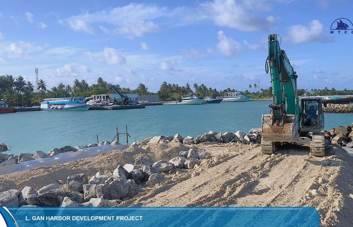 ލ. ގަމު ބަނދަރު ތަރައްގީކުރުމުގެެ މަޝްރޫއުގެ 80 އިންސައްތަ މަސައްކަތް ނިމިއްޖެ: އެމްޓީސީސީ