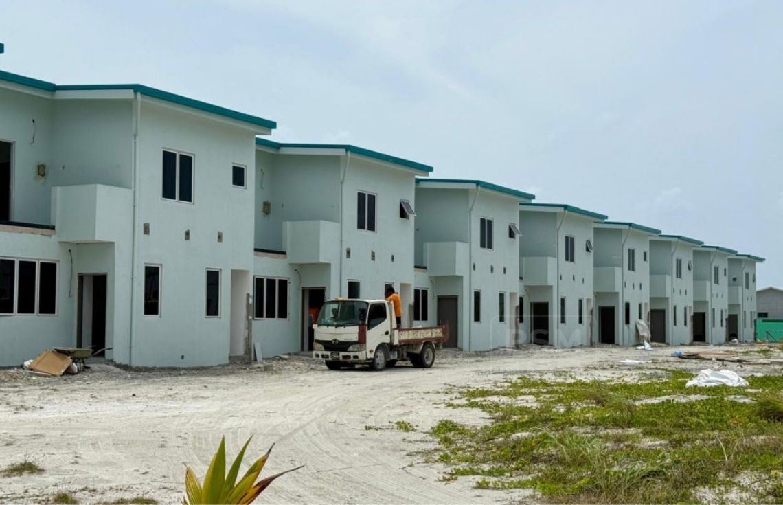 ދިއްދޫގައި ތަރައްޤީކުރާ 75 ރޯހައުސްގެ މަސައްކަތް ނިމުމަކާ ގާތަށް