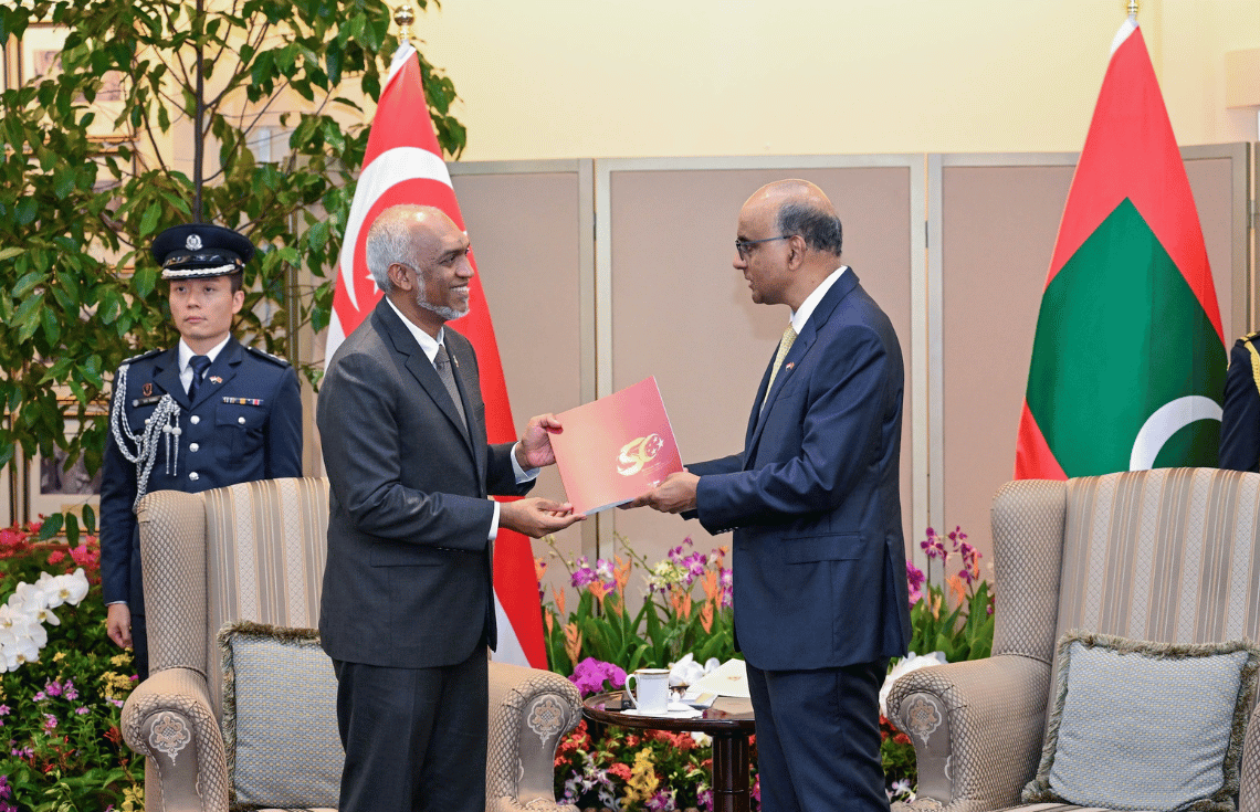ސިންގަޕޫރުގެ ގައުމީ ދުވަހުގެ މުނާސަބަތުގައި ރައީސުލްޖުމްހޫރިއްޔާ ތަހުނިޔާ ފޮނުއްވައިފި