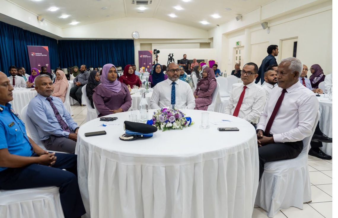ނޭޝަނަލް ކެރިއަރ ސަރވިސްއިން ވަޒީފާގެ ބާޒާރު ހަރުދަނާކުރުމަށް "މައި ކެރިއަރ ޕޯޓަލް" އިފްތިތާޙުކޮށްފި