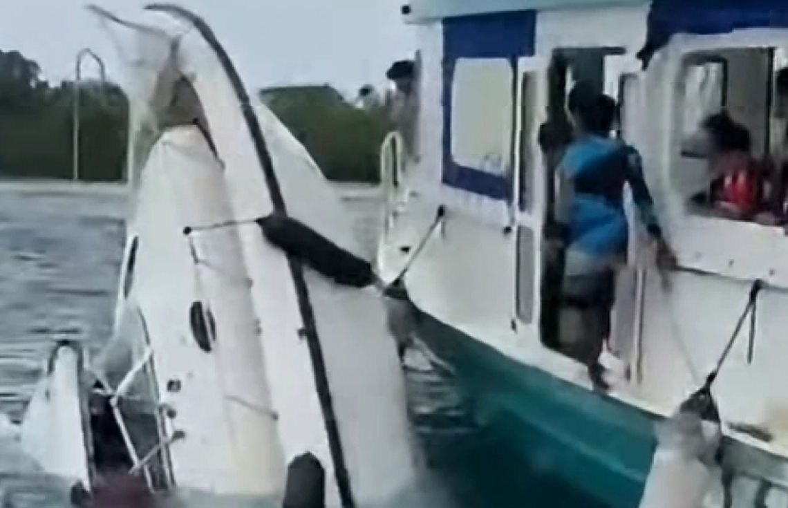 ގިރިފުށި ކައިރިއަށް ފަތުރުވެރިން ގޮވައިގެން ދަތުރުކުރި ލޯންޗެއް ފެތިއްޖެ