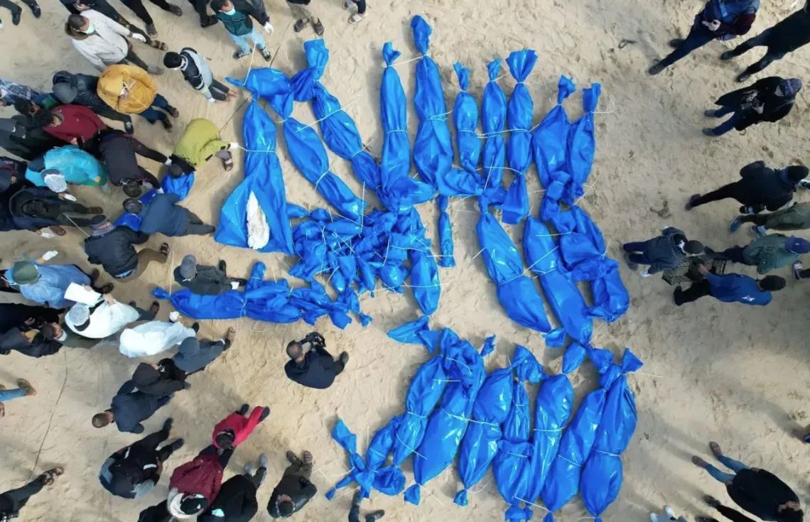 އިސްރާއީލުން ސަތޭކަޔަށްވުރެ ގިނަ ފަލަސްތީނު މީހުންގެ ހަށިގަނޑު "ބާގޭނިންގ ޗިޕްސް" ތަކެއްގެ ގޮތުގައި ހިފަހައްޓަނީ